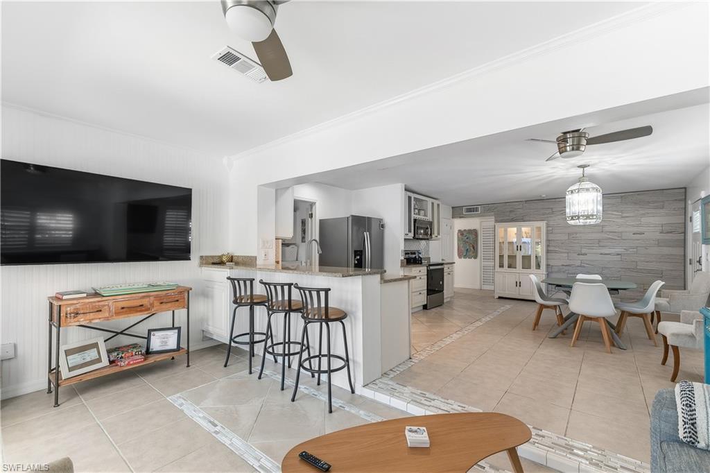 NAPLES PARK - Residential