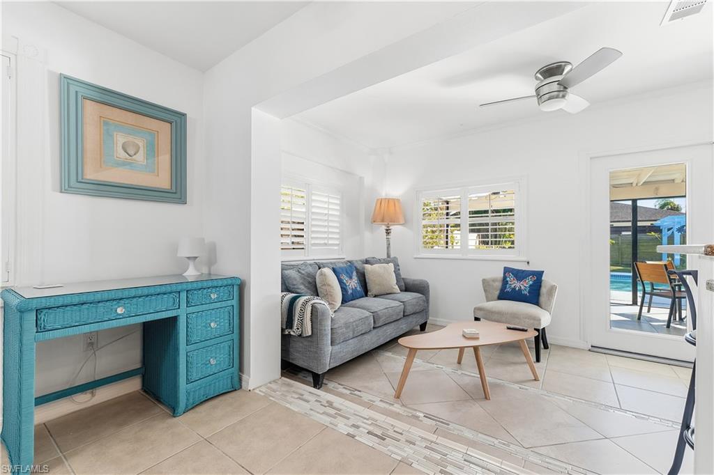 NAPLES PARK - Residential