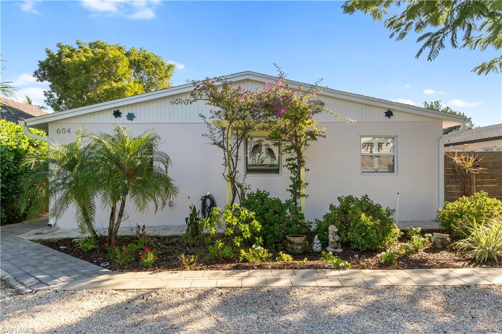 NAPLES PARK - Residential