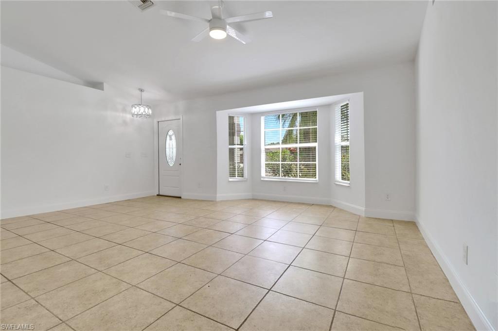 SAN CARLOS PARK - Residential