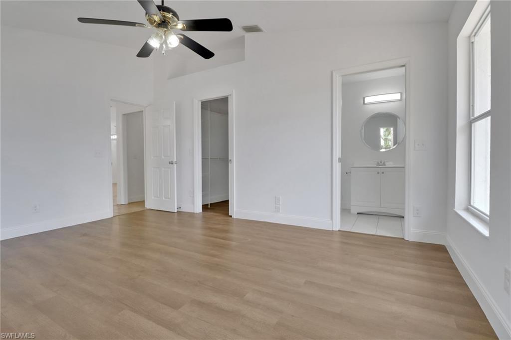 SAN CARLOS PARK - Residential