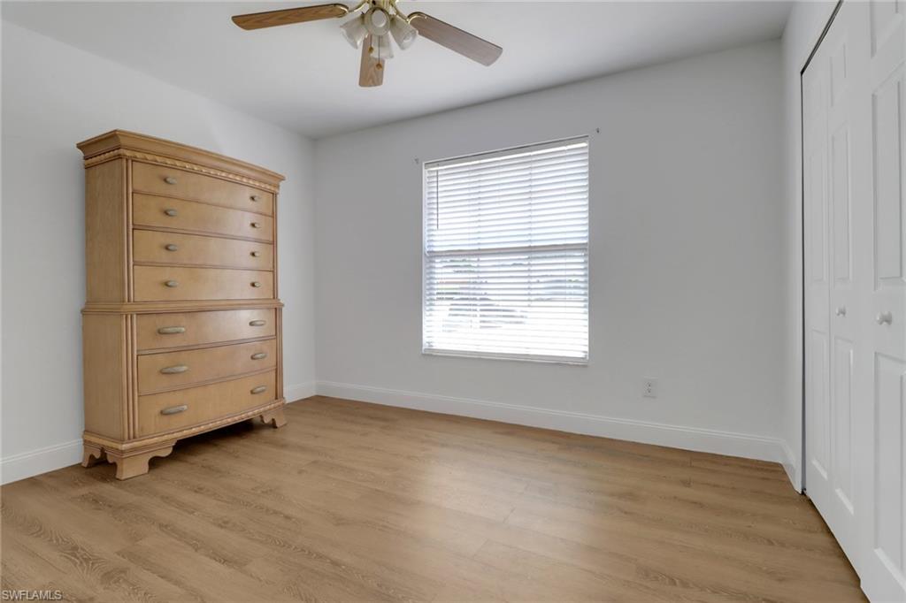 SAN CARLOS PARK - Residential