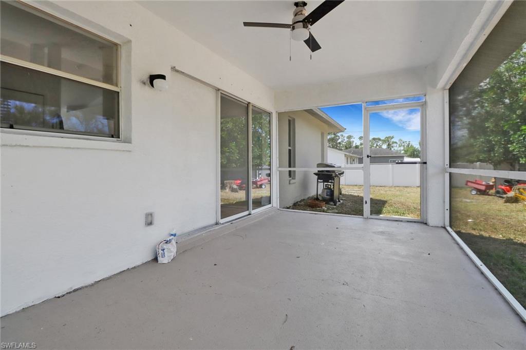 SAN CARLOS PARK - Residential