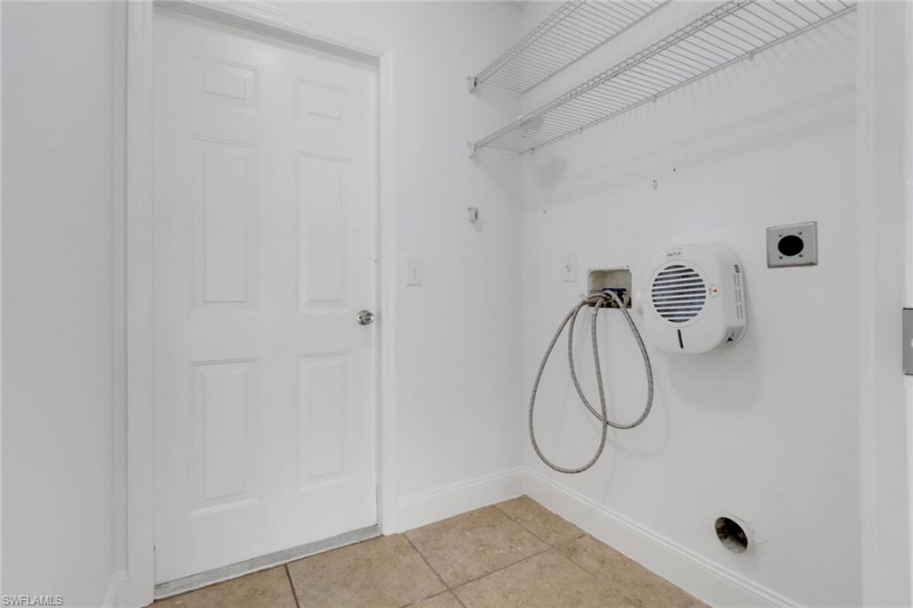 SAN CARLOS PARK - Residential