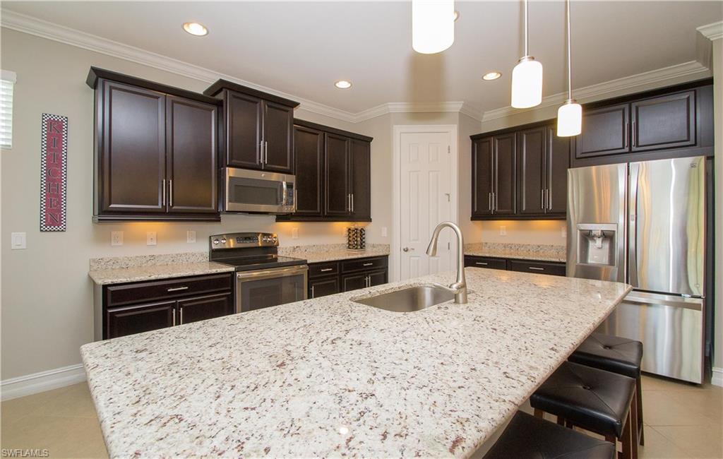 CELEBRATION CAPE - Residential