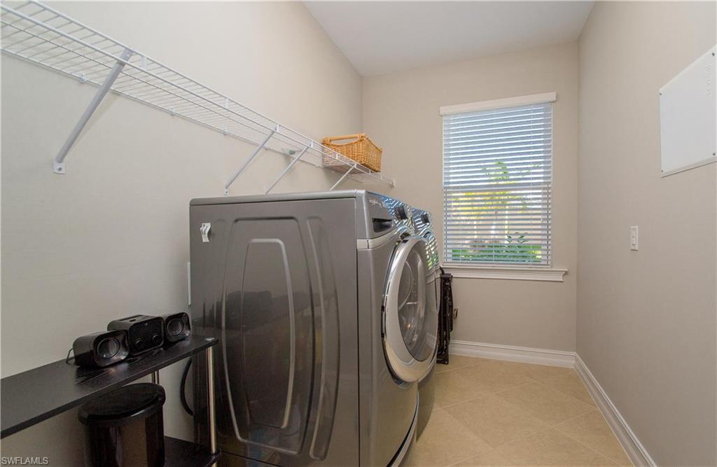 CELEBRATION CAPE - Residential