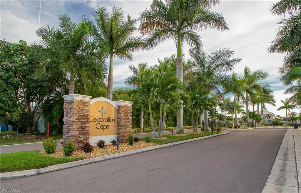 CELEBRATION CAPE - Residential