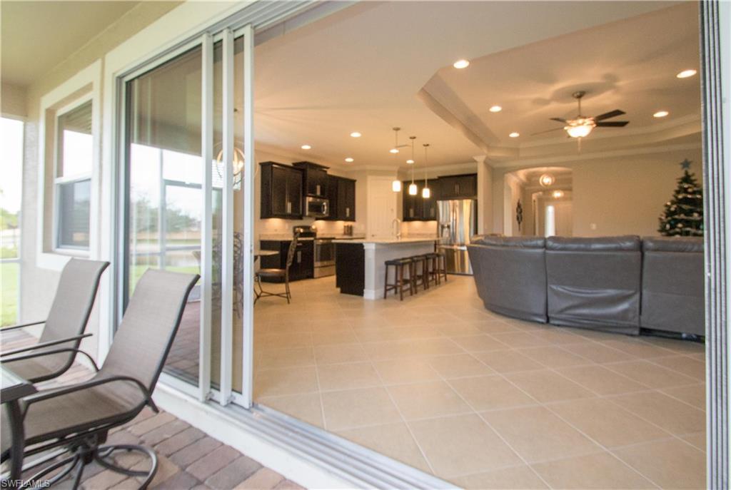 CELEBRATION CAPE - Residential