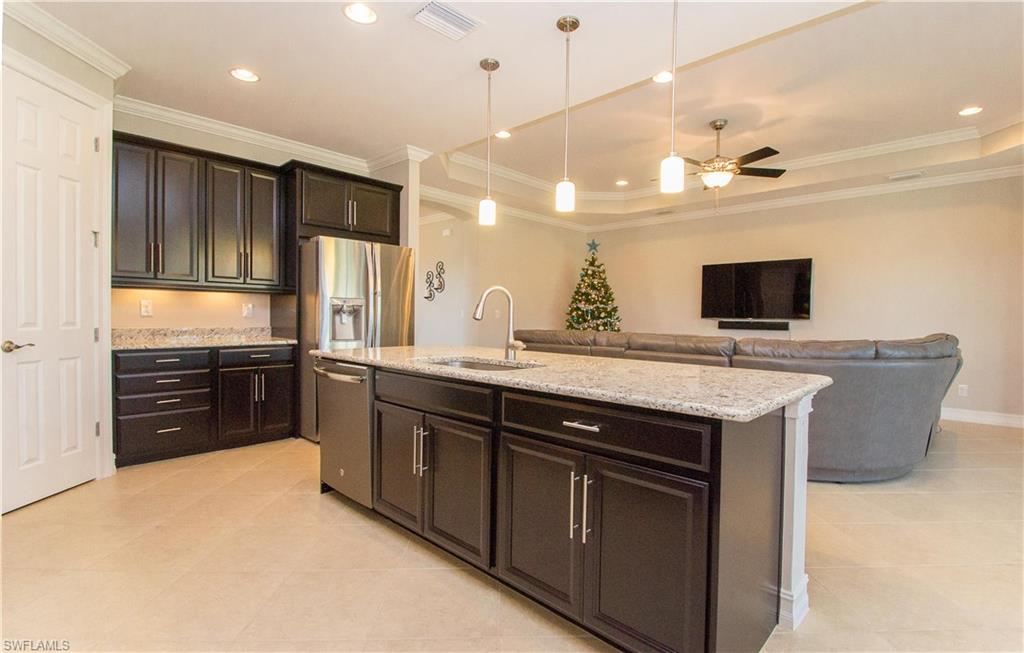 CELEBRATION CAPE - Residential