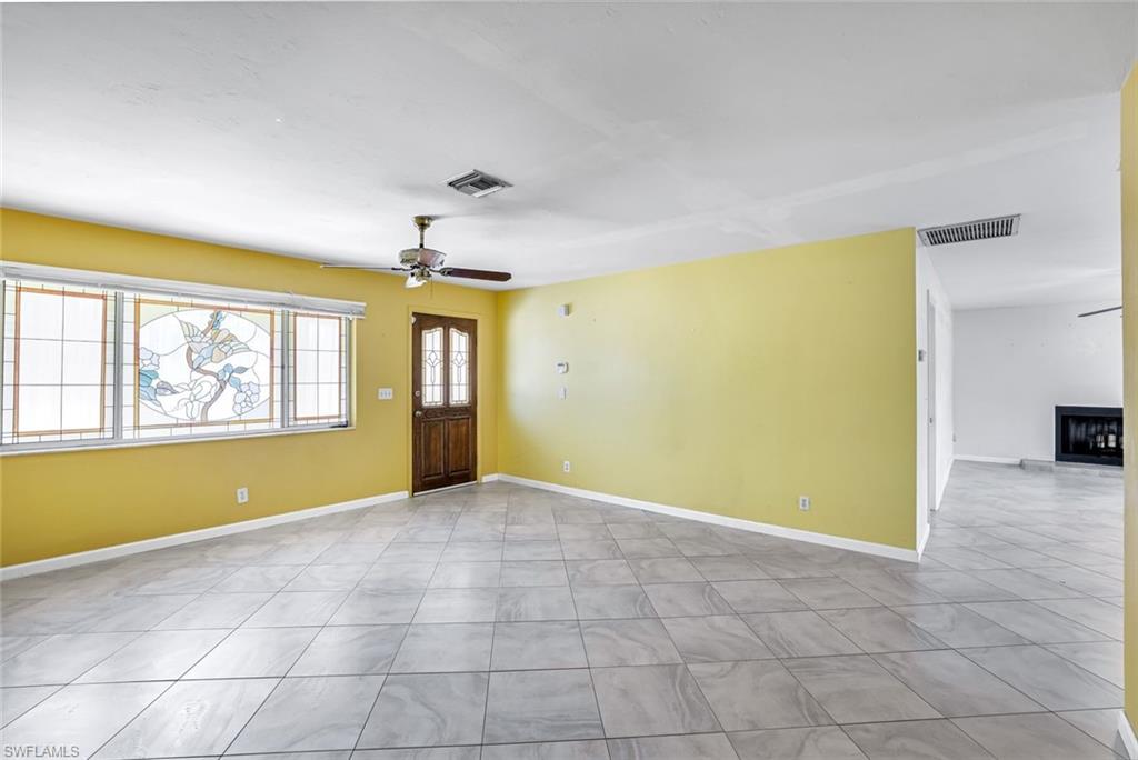 2805 Golden Gate BLVD W