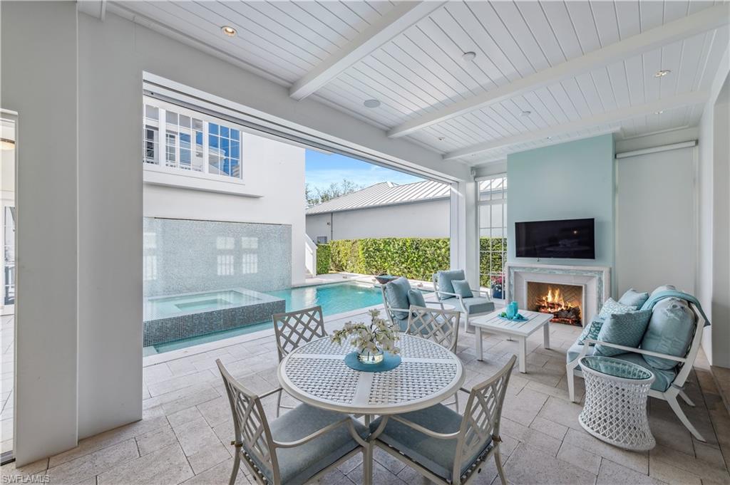 OLDE NAPLES - Residential