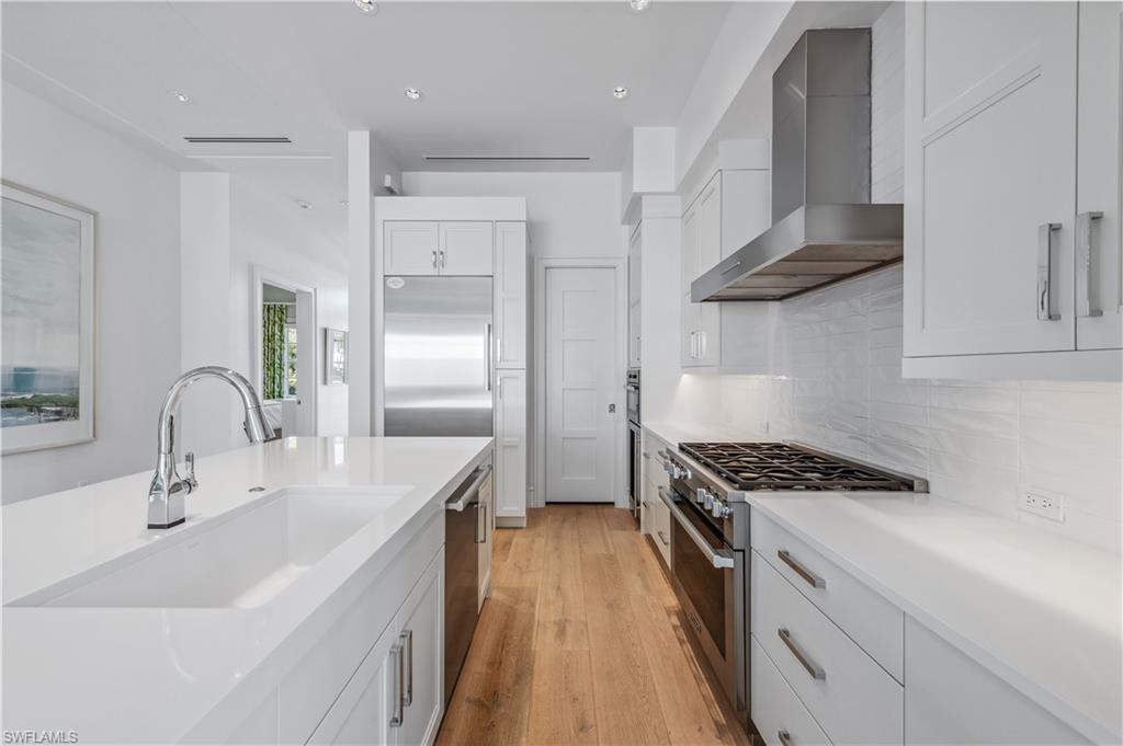 OLDE NAPLES - Residential