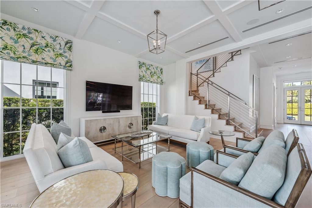 OLDE NAPLES - Residential