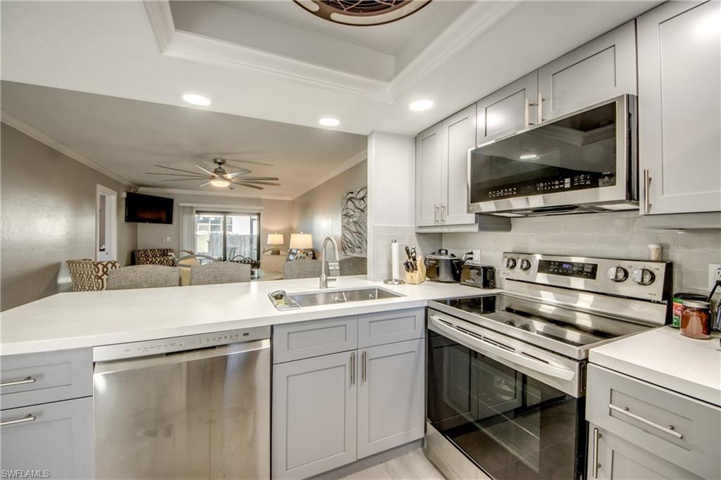 BAC-BAY HEALTH + RACQUET CLUB - Residential