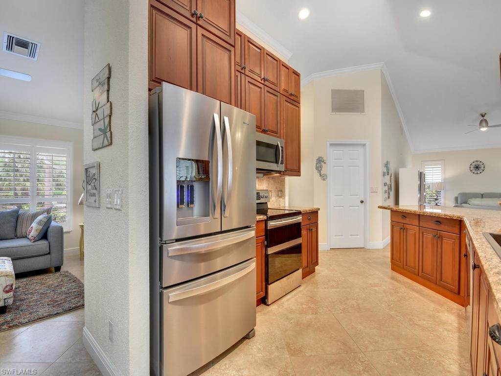 GOLDEN GATE ESTATES - Residential