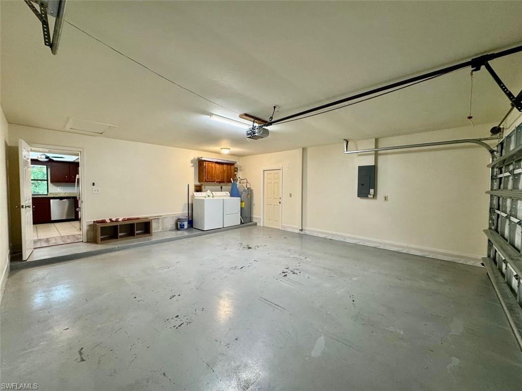 CAPE CORAL - Residential Lease