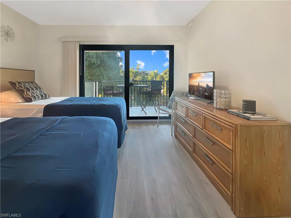 PARK SHORE RESORT - Residential