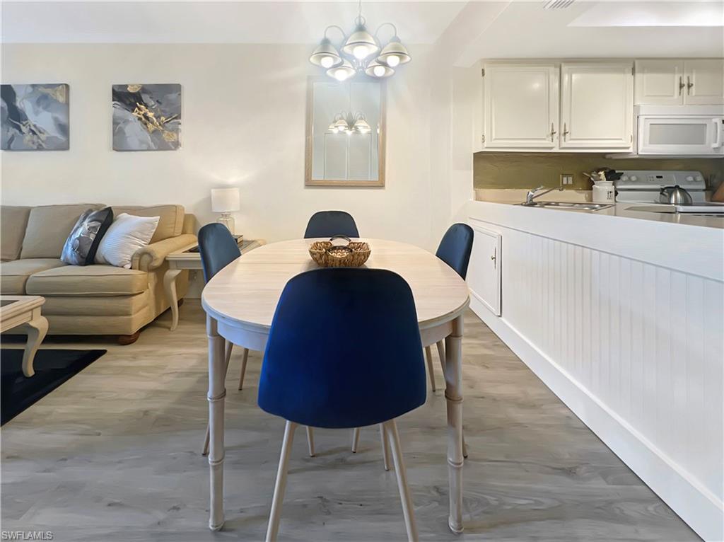 PARK SHORE RESORT - Residential