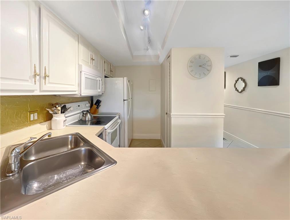 PARK SHORE RESORT - Residential