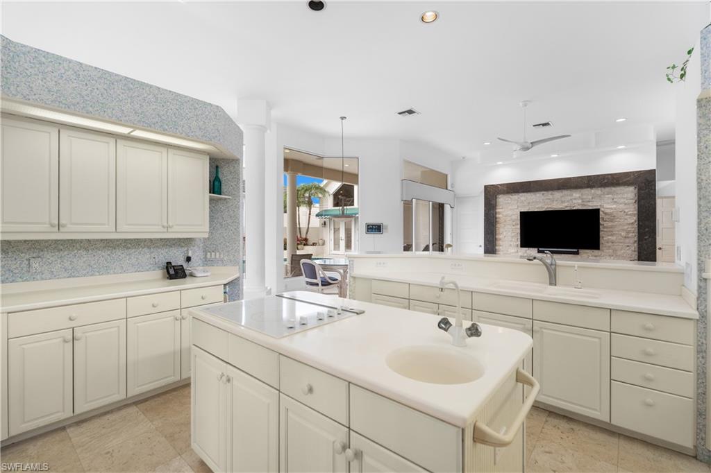 AUDUBON COUNTRY CLUB - Residential