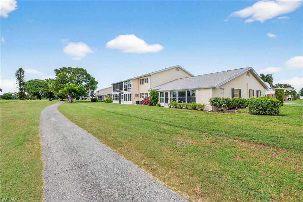 MYERLEE COUNTRY CLUB ESTATES NORTH CONDO - Residential