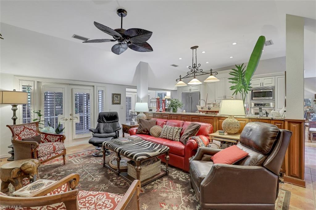 CALOOSA YACHT & RACQUET CLUB - Residential