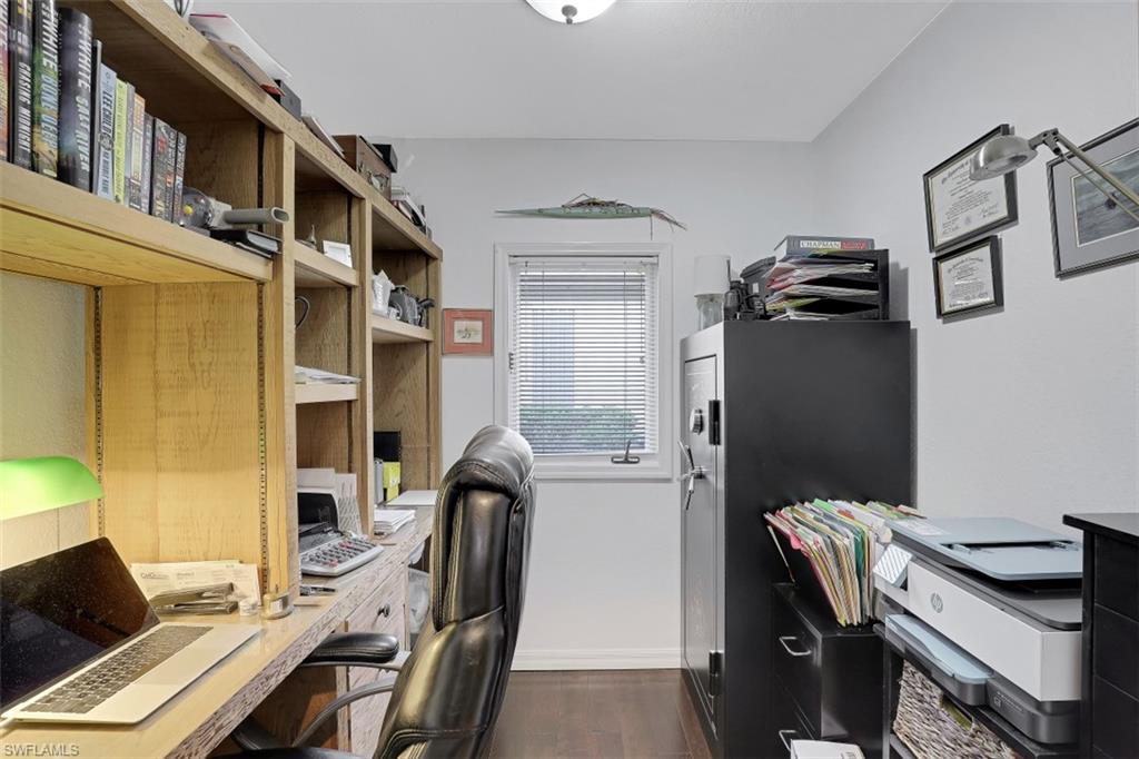 CALOOSA YACHT & RACQUET CLUB - Residential