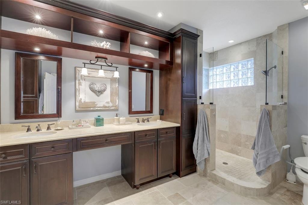 CALOOSA YACHT & RACQUET CLUB - Residential