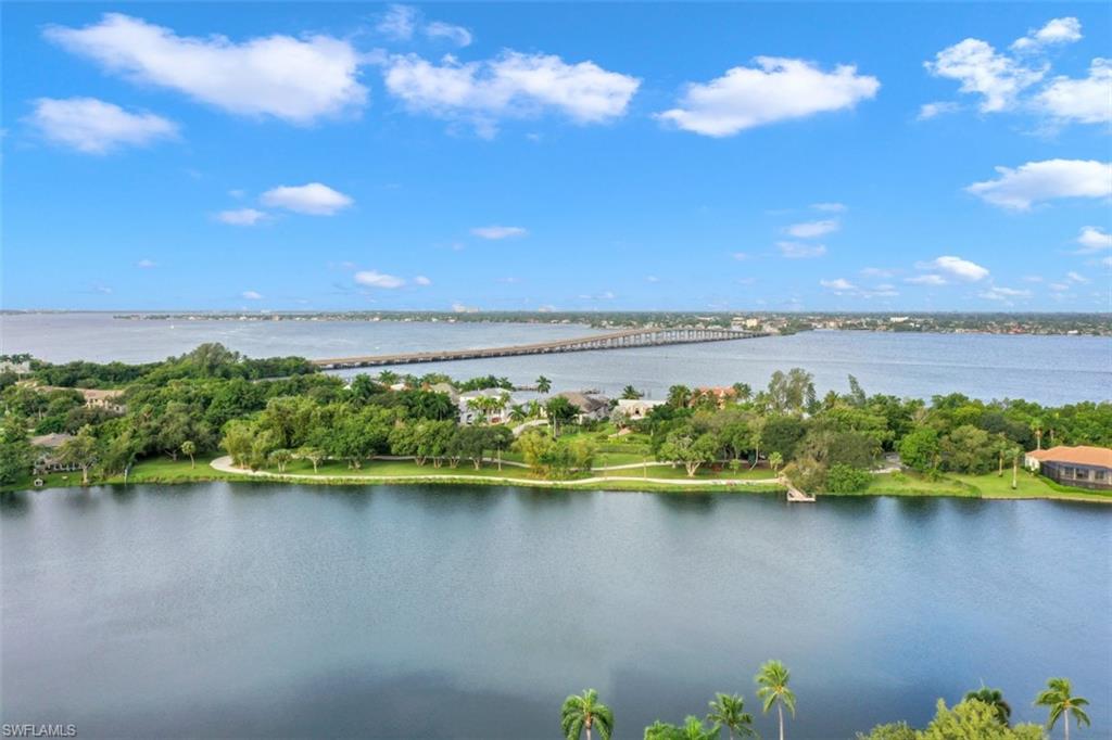 CALOOSA YACHT & RACQUET CLUB - Residential