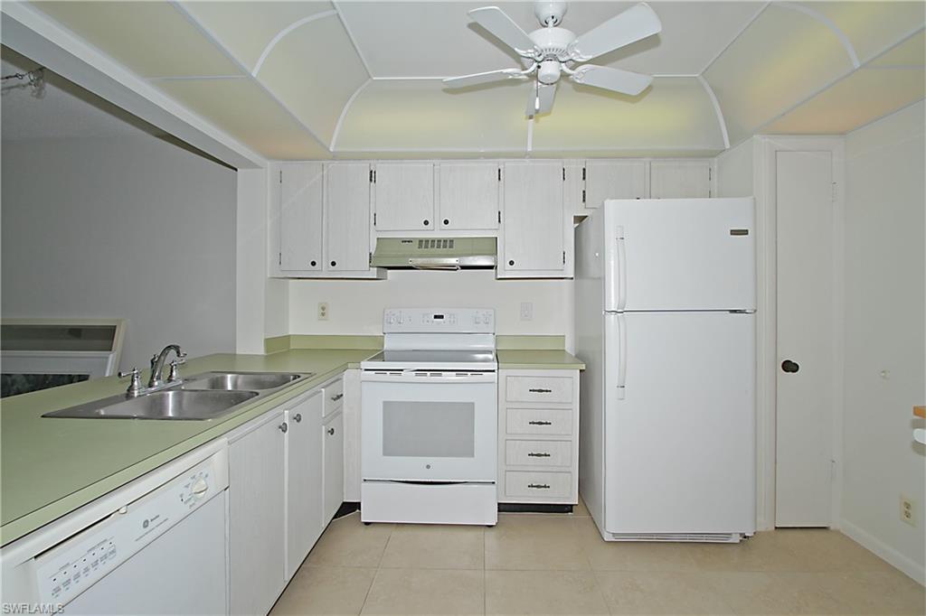 FOREST LAKES - Residential