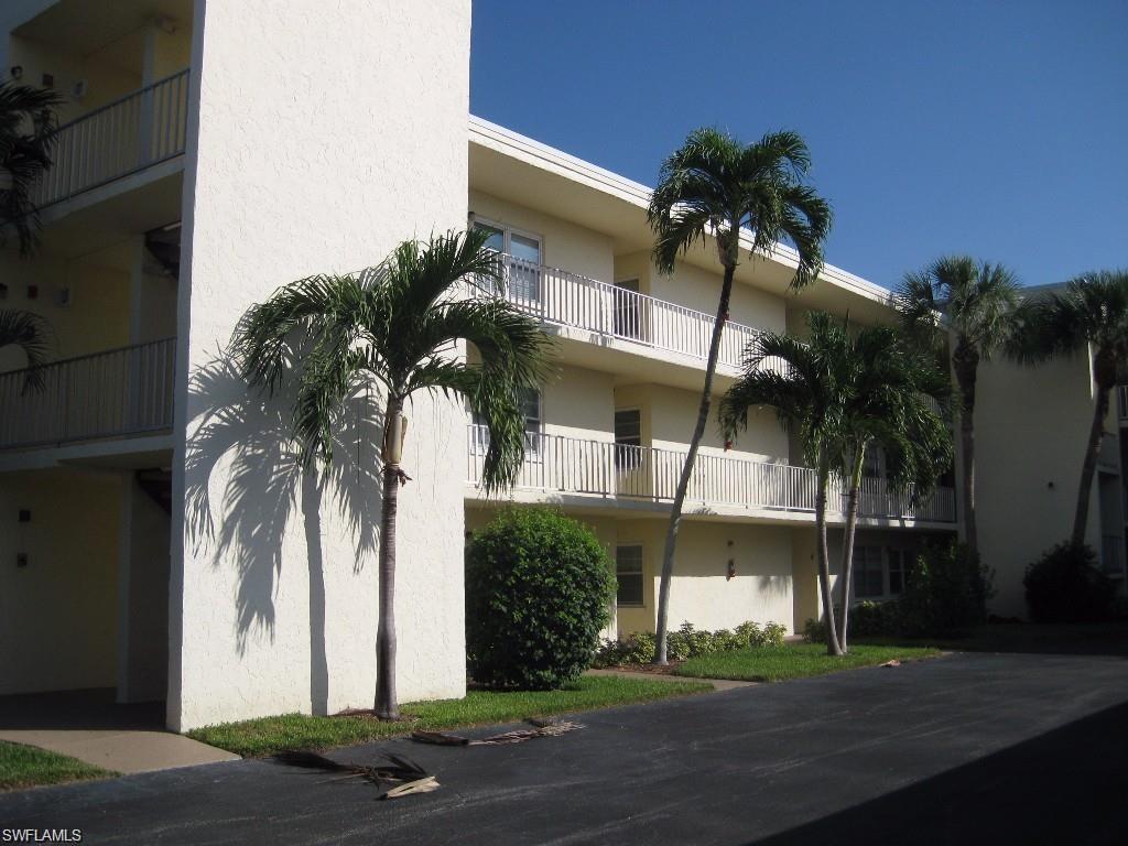 FOREST LAKES - Residential