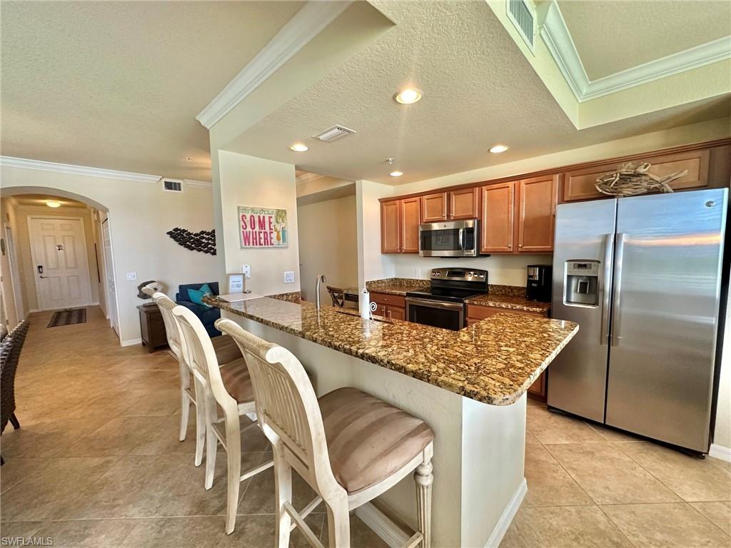 BONITA NATIONAL GOLF AND COUNTRY CLUB - Residential Lease