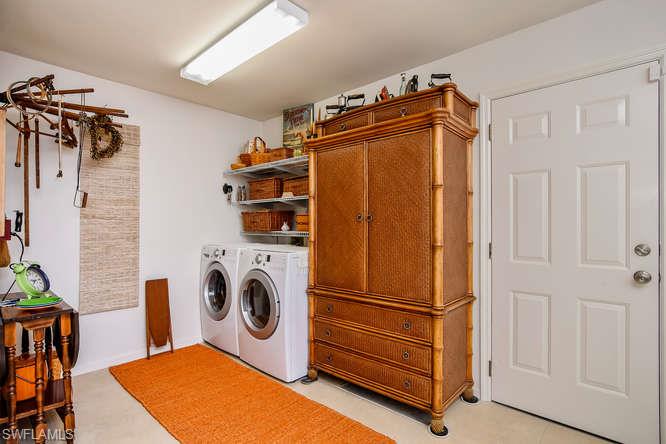 SPANISH WELLS - Residential