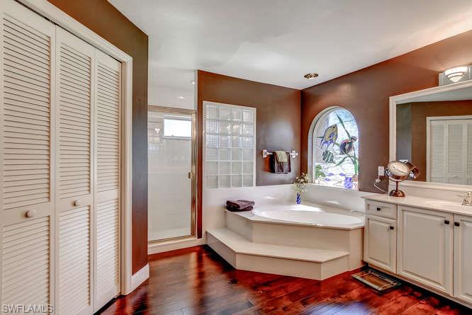 SPANISH WELLS - Residential