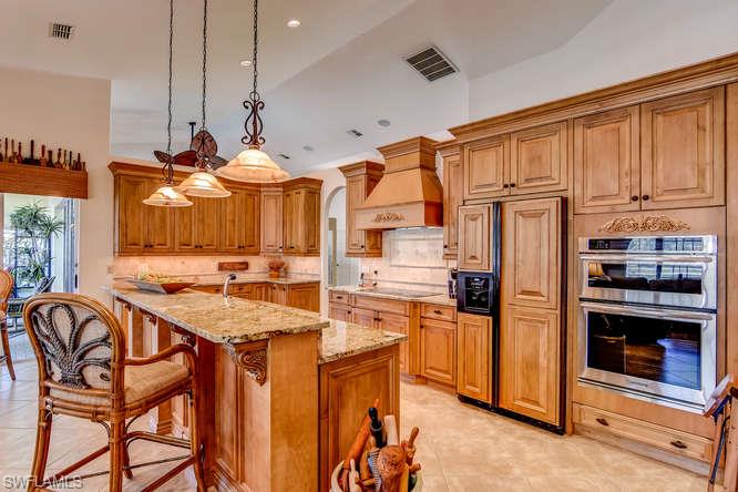 SPANISH WELLS - Residential