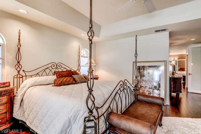 SPANISH WELLS - Residential