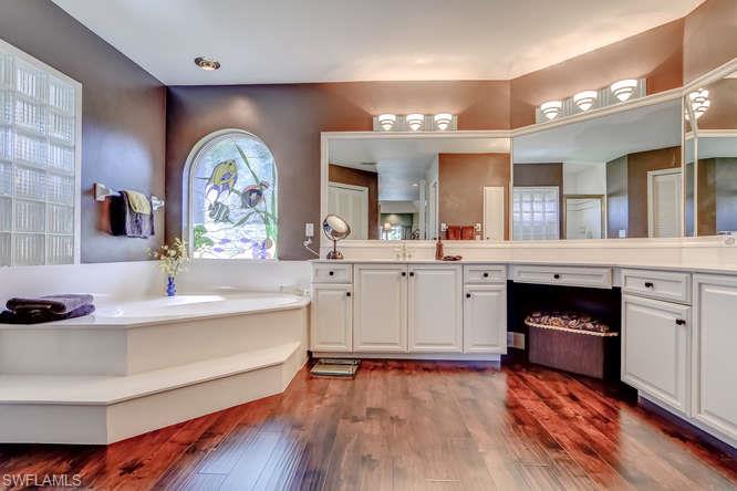 SPANISH WELLS - Residential