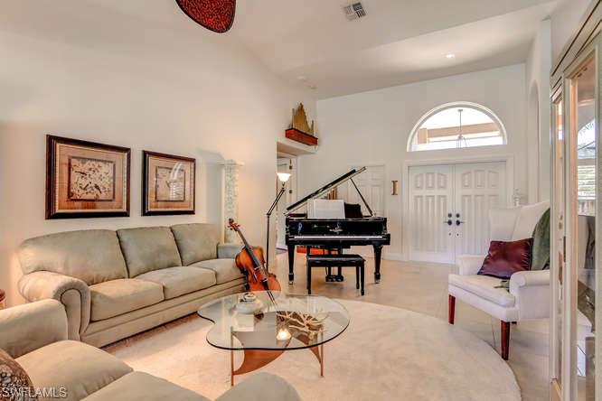 SPANISH WELLS - Residential