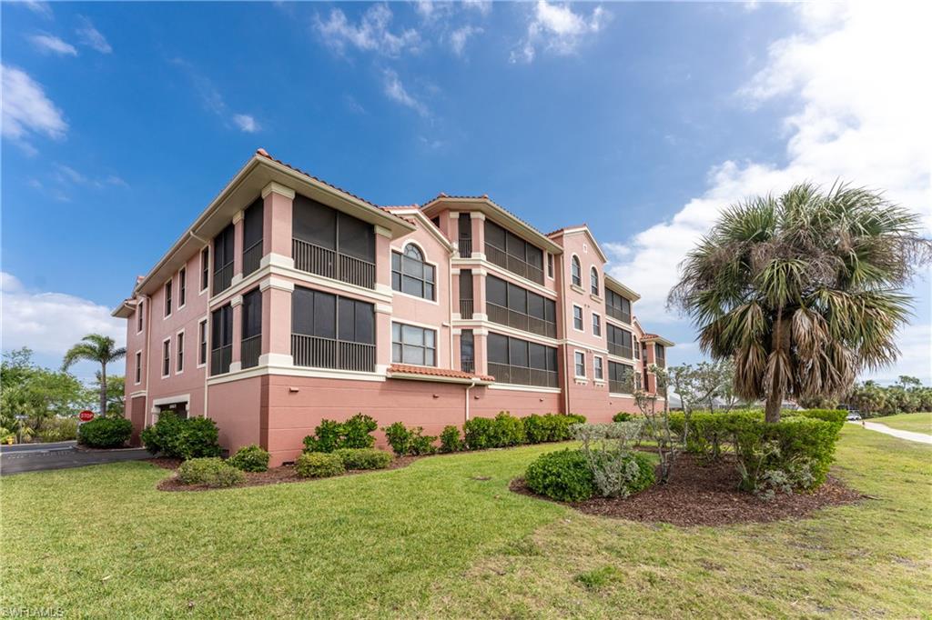 ESPLANADE - Residential