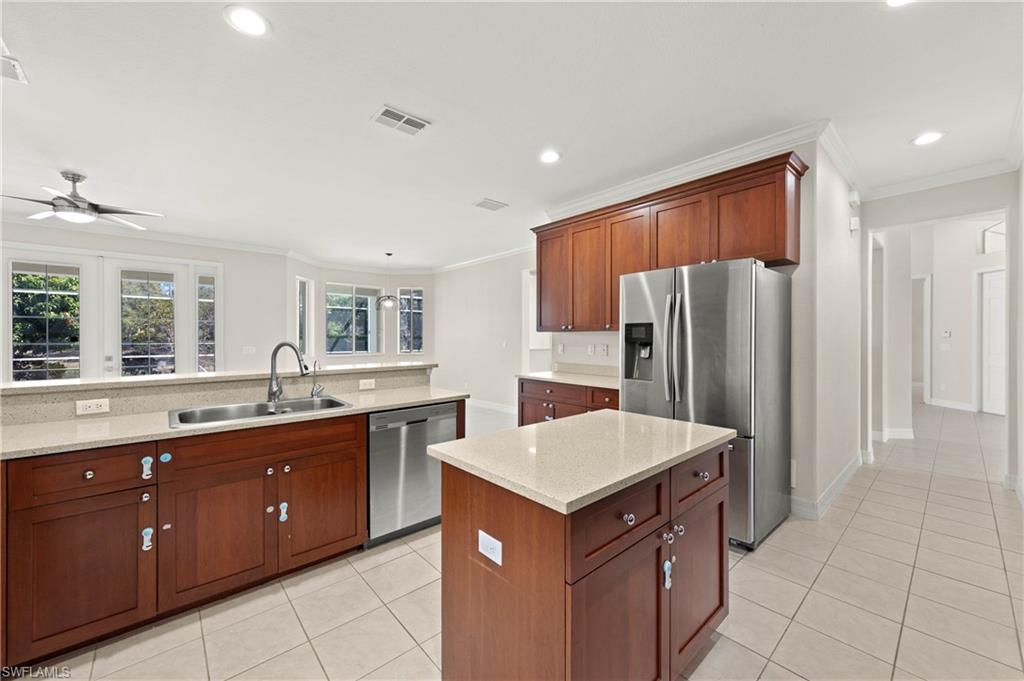 BEVERLY HILLS - Residential