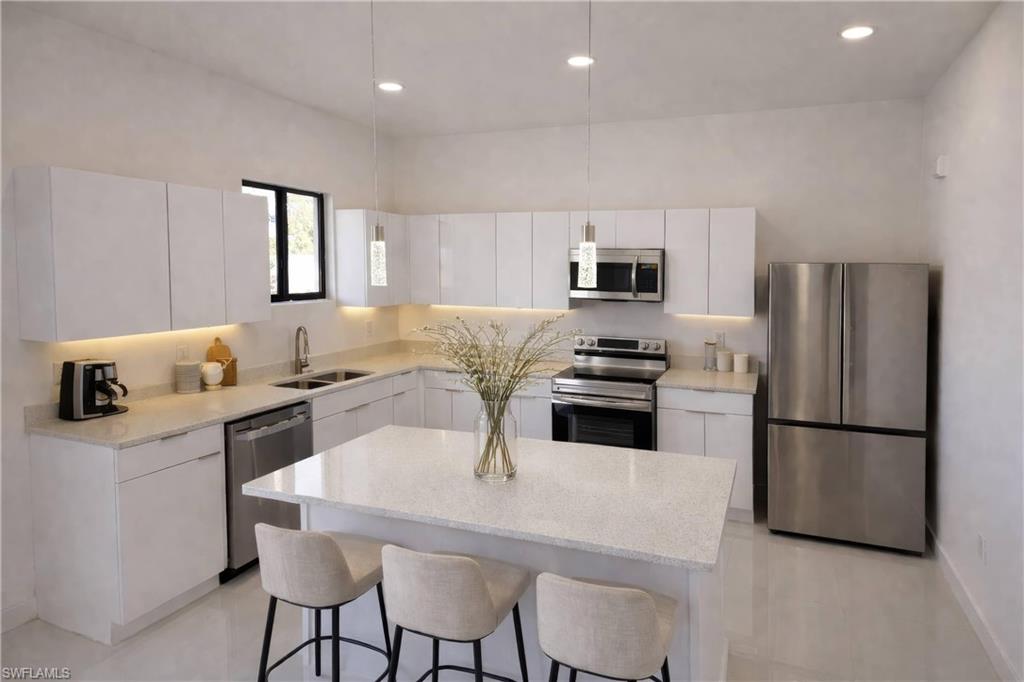 CAPE CORAL - Residential Lease