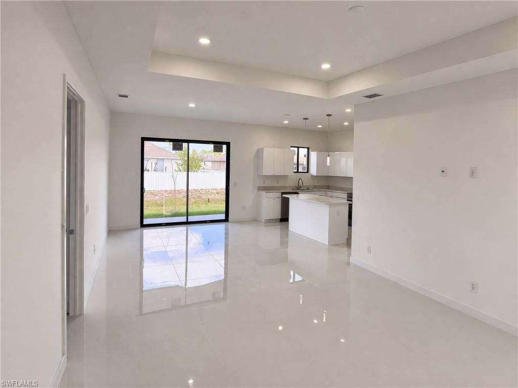 CAPE CORAL - Residential Lease