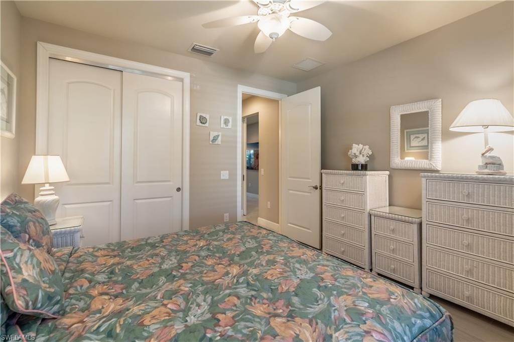 WINDING CYPRESS - Residential