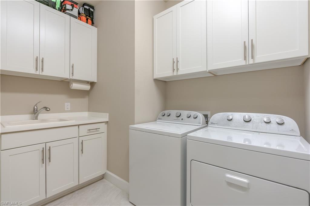 WINDING CYPRESS - Residential