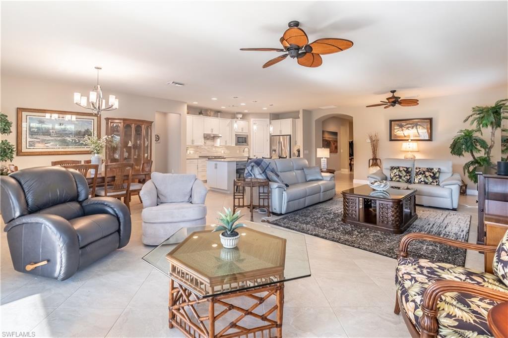 WINDING CYPRESS - Residential