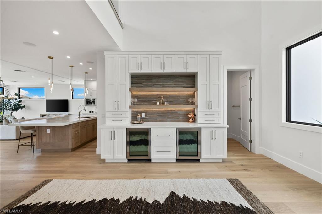 141 Egret AVE