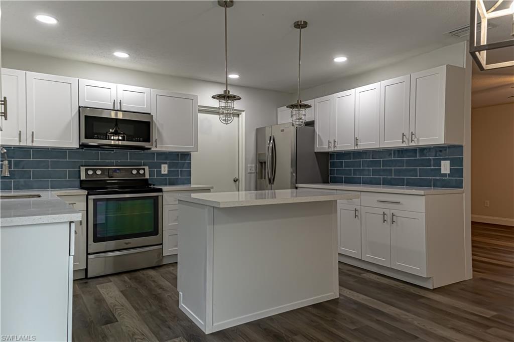 TEE AND GREEN ESTATES - Residential