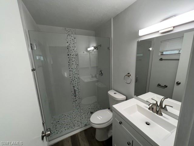 TEE AND GREEN ESTATES - Residential