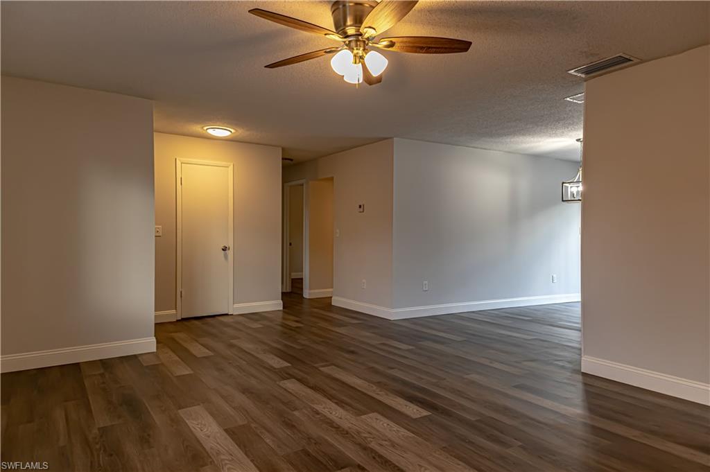 TEE AND GREEN ESTATES - Residential