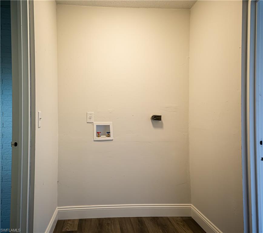 TEE AND GREEN ESTATES - Residential